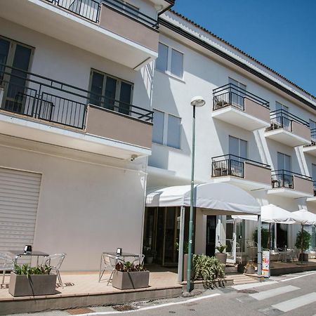 Hotel Laura Cavallino-Treporti Εξωτερικό φωτογραφία
