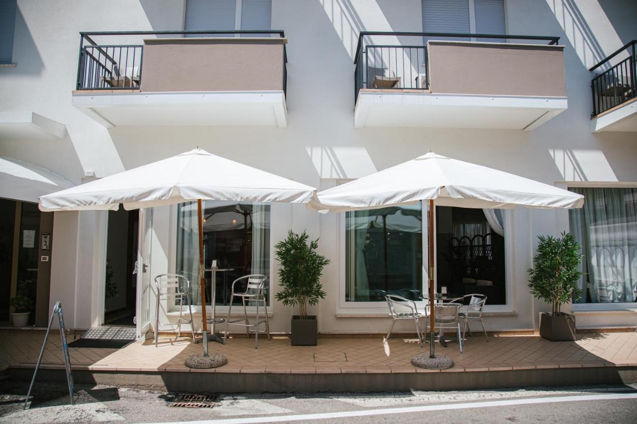 Hotel Laura Cavallino-Treporti Εξωτερικό φωτογραφία